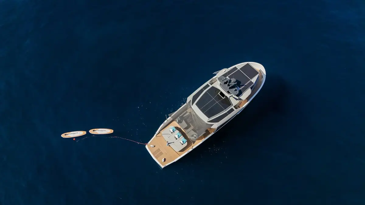 Arcadia Sherpa 60, main deck — Yacht Charter Saint-Tropez, Saint-Tropez. Arcadia Sherpa 60 — 18.7m