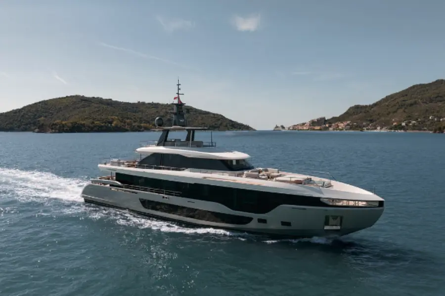 Azimut 116, exterior — Yacht Charter Saint-Tropez, Saint-Tropez. Azimut 116 — 36m