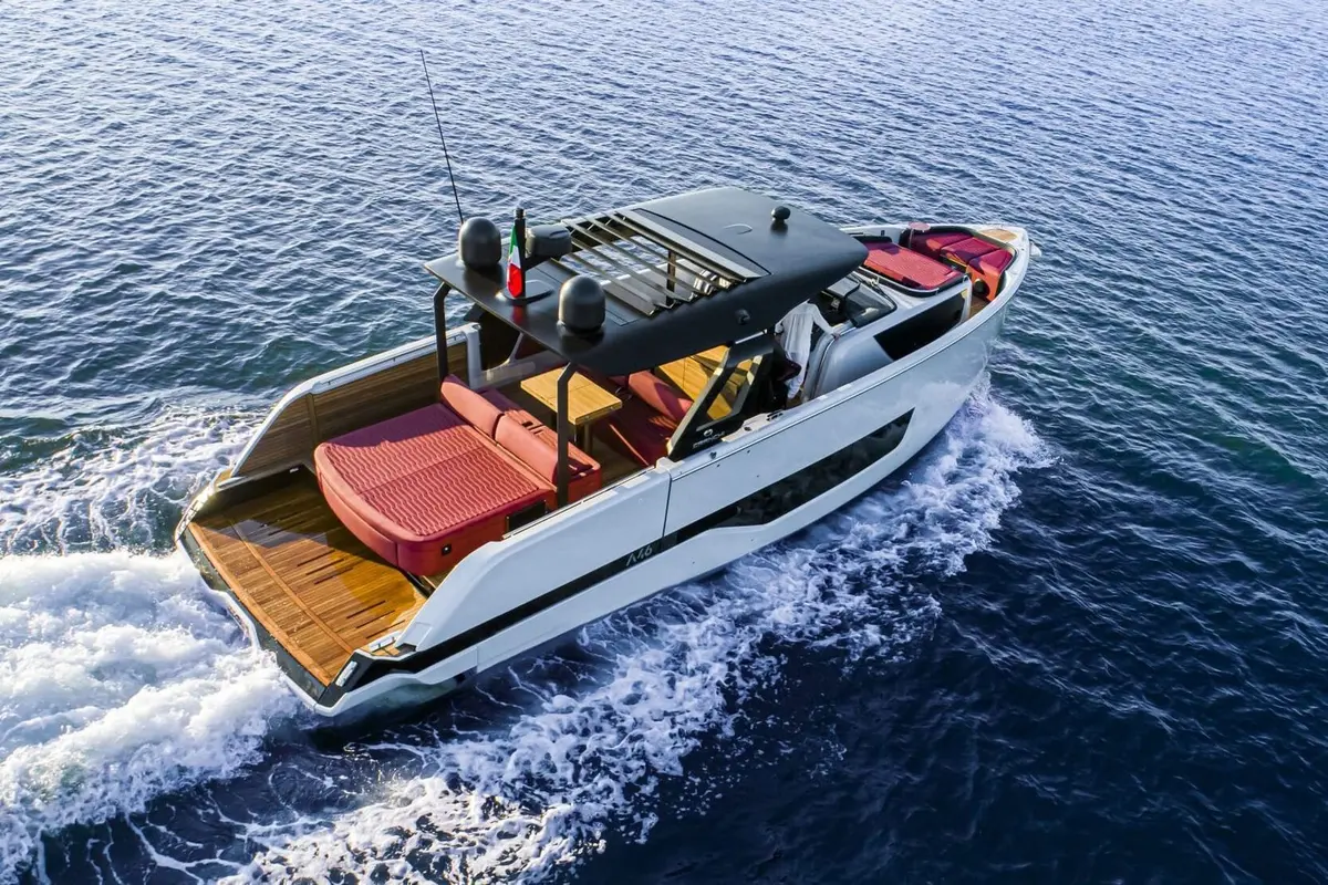 Cranchi A46, exterior — Yacht Charter Saint-Tropez, Saint-Tropez. Cranchi A46 — 14m