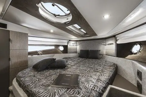 Cranchi M44 HT, aft deck — Yacht Charter Saint-Tropez, Saint-Tropez. Cranchi M44 HT — 14m