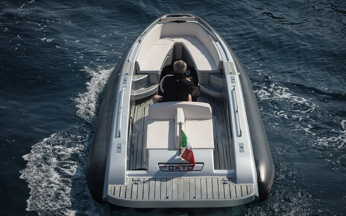 Dariel 7.5m, camarote principal — Yacht Charter Saint-Tropez, Saint-Tropez. Dariel 7.5m — 7.5m
