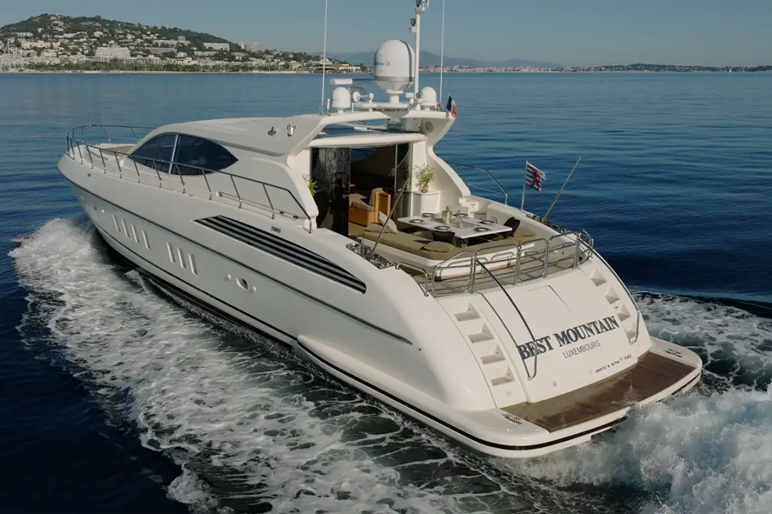 Leopard 24, внешний вид — Yacht Charter Saint-Tropez, Сен-Тропе. Leopard 24 — 24m