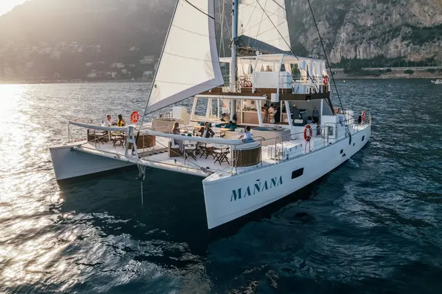 Manana Yacht — Yacht Charter Saint-Tropez, Saint-Tropez