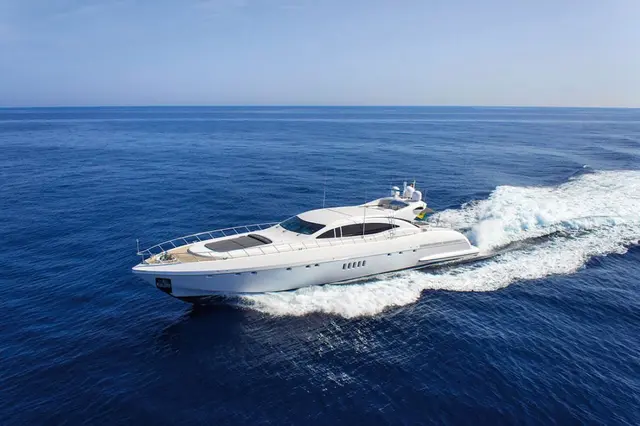 Mangusta 108 — Yacht Charter Saint-Tropez, Saint-Tropez
