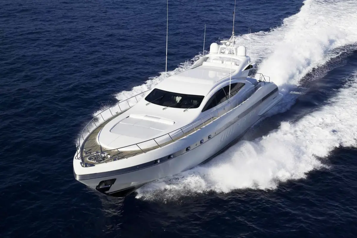 Mangusta 92, aft deck — Yacht Charter Saint-Tropez, Saint-Tropez. A fast sport-yacht built for Cap Taillat mornings