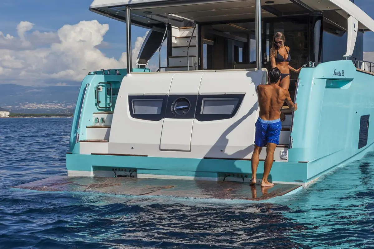 Navetta 58, master cabin — Yacht Charter Saint-Tropez, Saint-Tropez. Navetta 58 — 17m