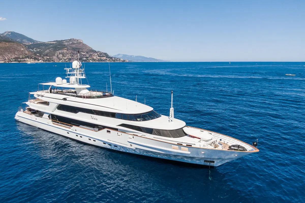 The Wellesley, exterior — Yacht Charter Saint-Tropez, Saint-Tropez. The Wellesley — 56m