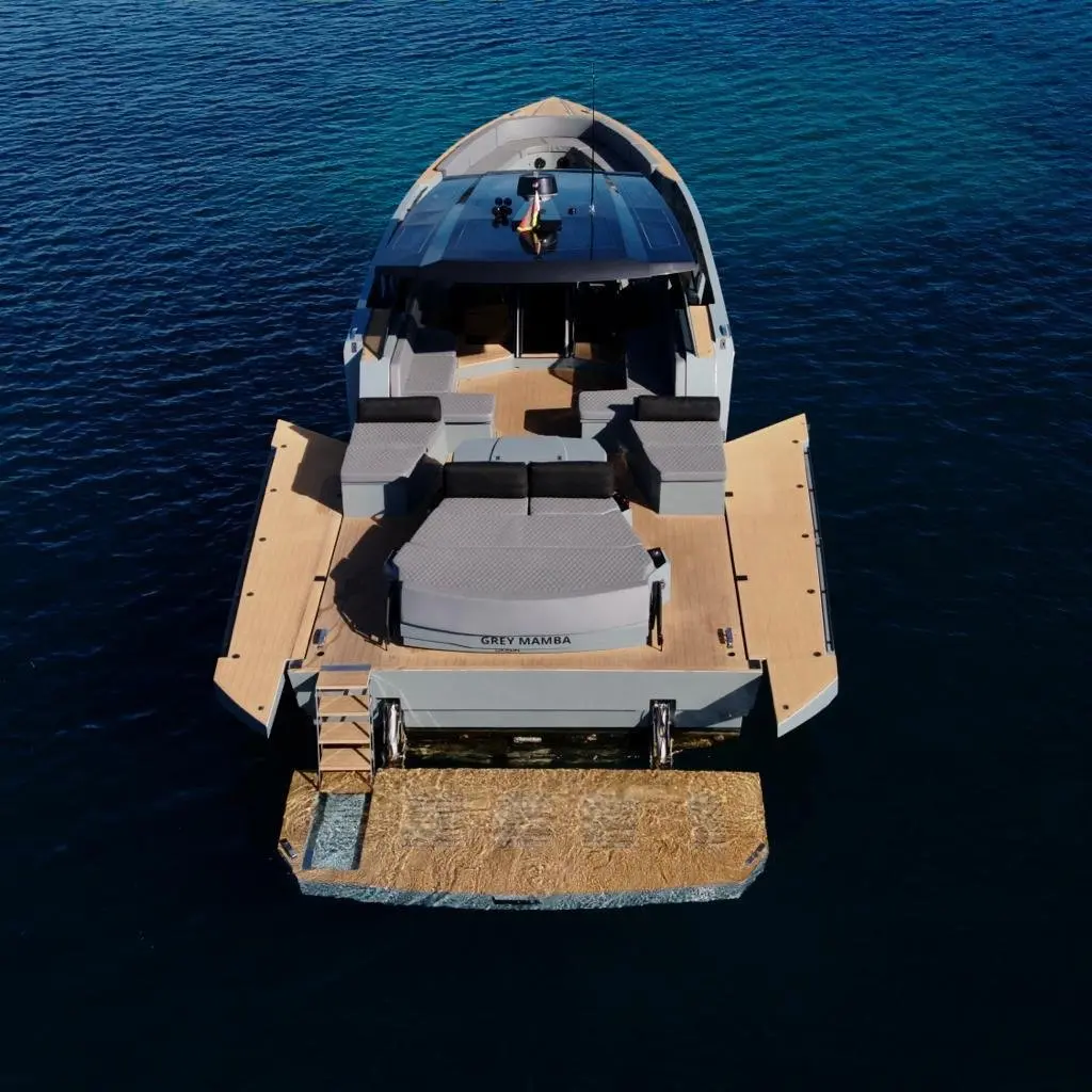 Okean 55, master cabin — Yacht Charter Saint-Tropez, Saint-Tropez. Okean 55 — 16m
