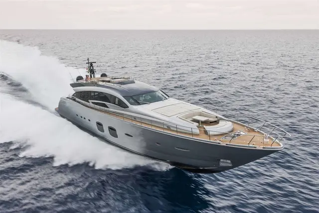 Pershing 108 — Yacht Charter Saint-Tropez, Saint-Tropez