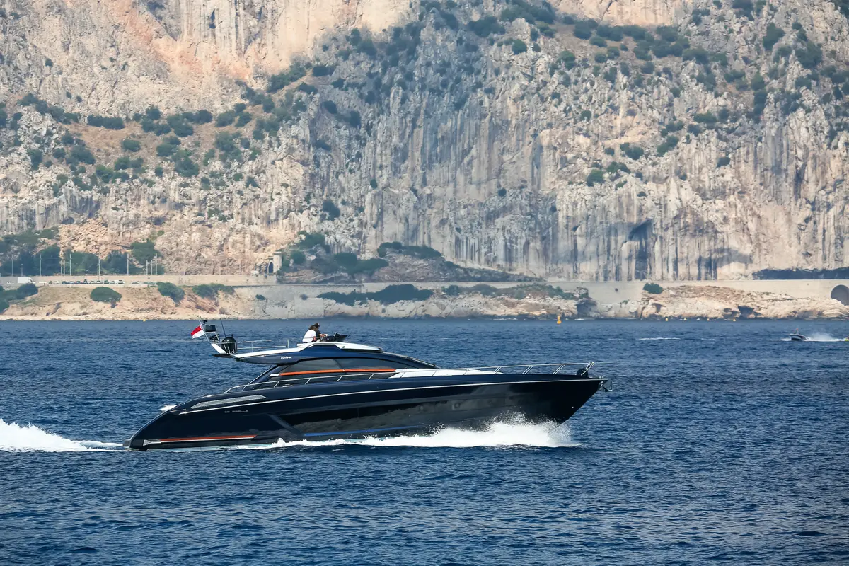 Ribelle 66, main deck — Yacht Charter Saint-Tropez, Saint-Tropez. Ribelle 66 — 20m