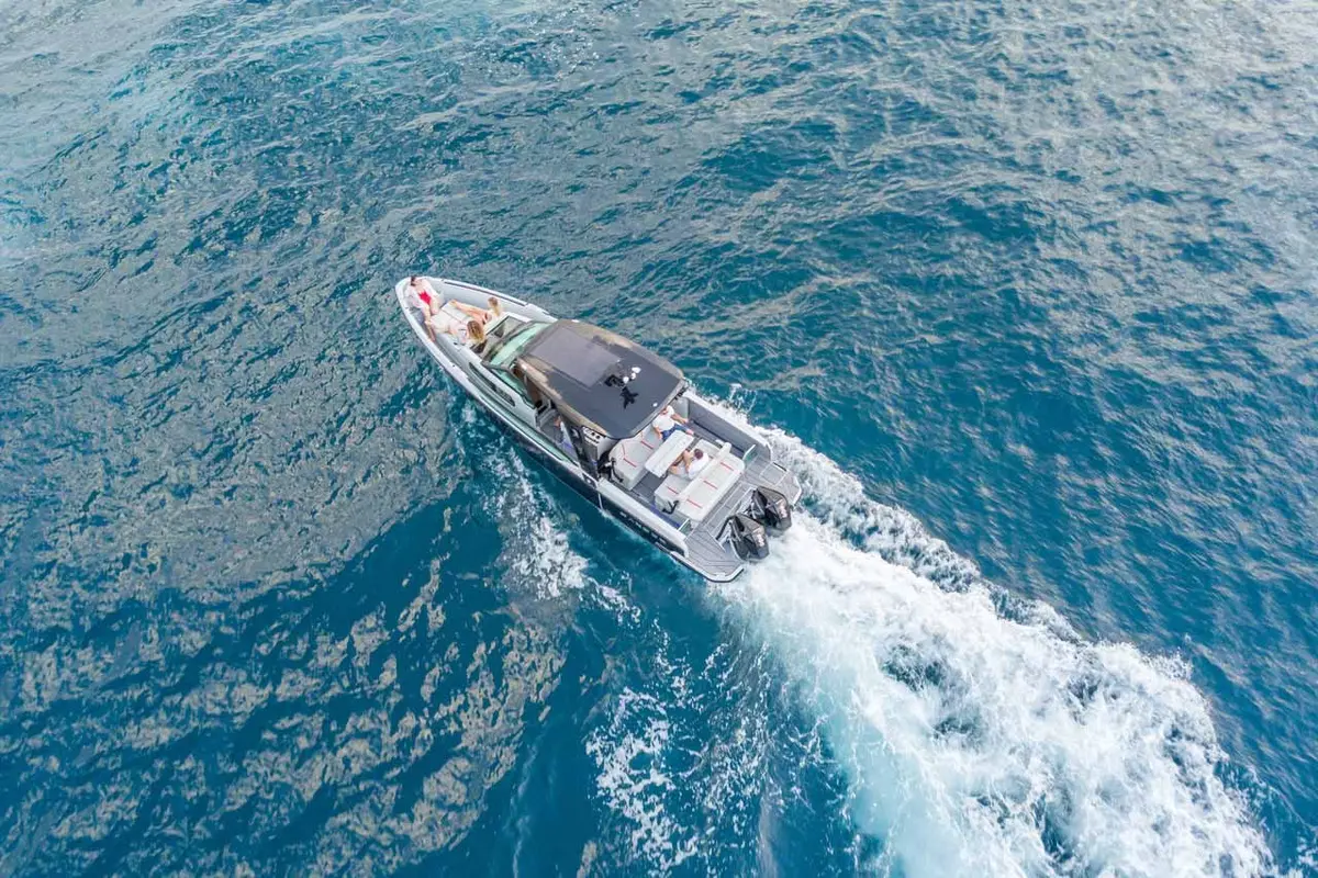Saxdor 320, exterior — Yacht Charter Saint-Tropez, Saint-Tropez. Saxdor 320 — 10m