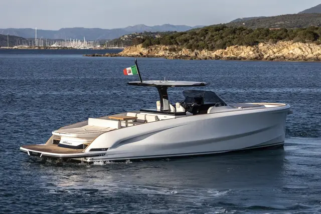 Solaris 44 — Yacht Charter Saint-Tropez, Saint-Tropez