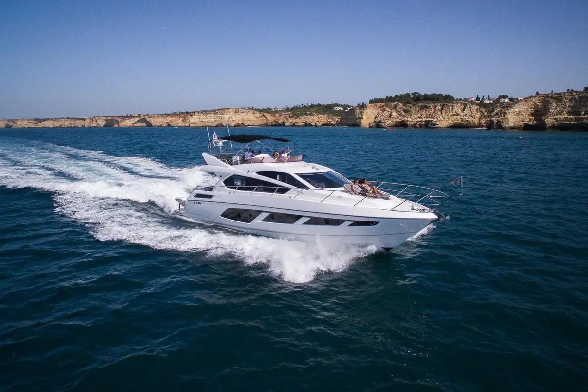Manhattan 65, exterior — Yacht Charter Saint-Tropez, Saint-Tropez. Manhattan 65 — 22m