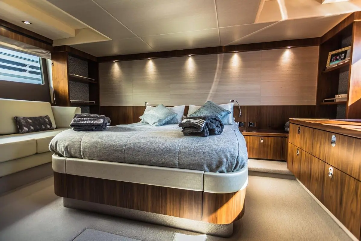 Manhattan 65, main deck — Yacht Charter Saint-Tropez, Saint-Tropez. Manhattan 65 — 22m