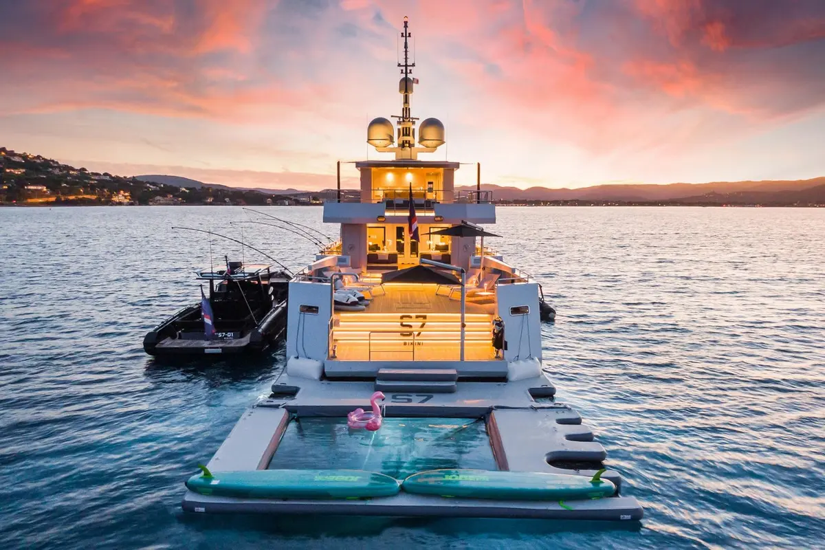 Tansu 40m, aft deck — Yacht Charter Saint-Tropez, Saint-Tropez. Tansu 40m — 40m