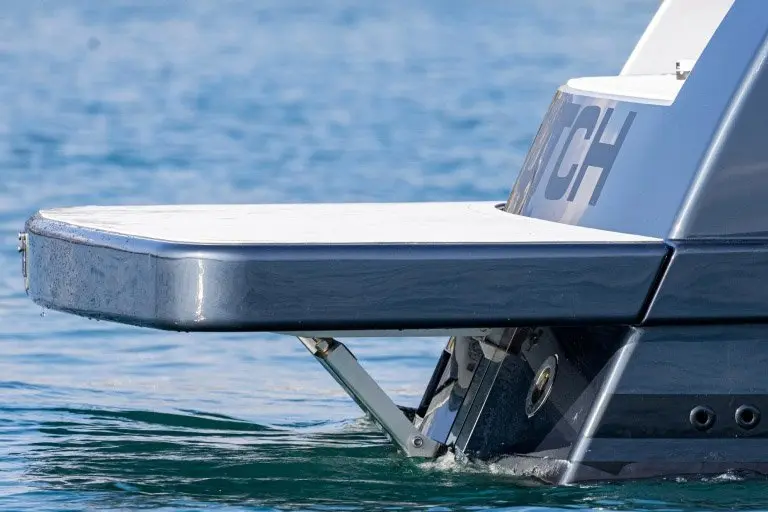 Vandutch 48, cubierta principal — Yacht Charter Saint-Tropez, Saint-Tropez. Vandutch 48 — 15m