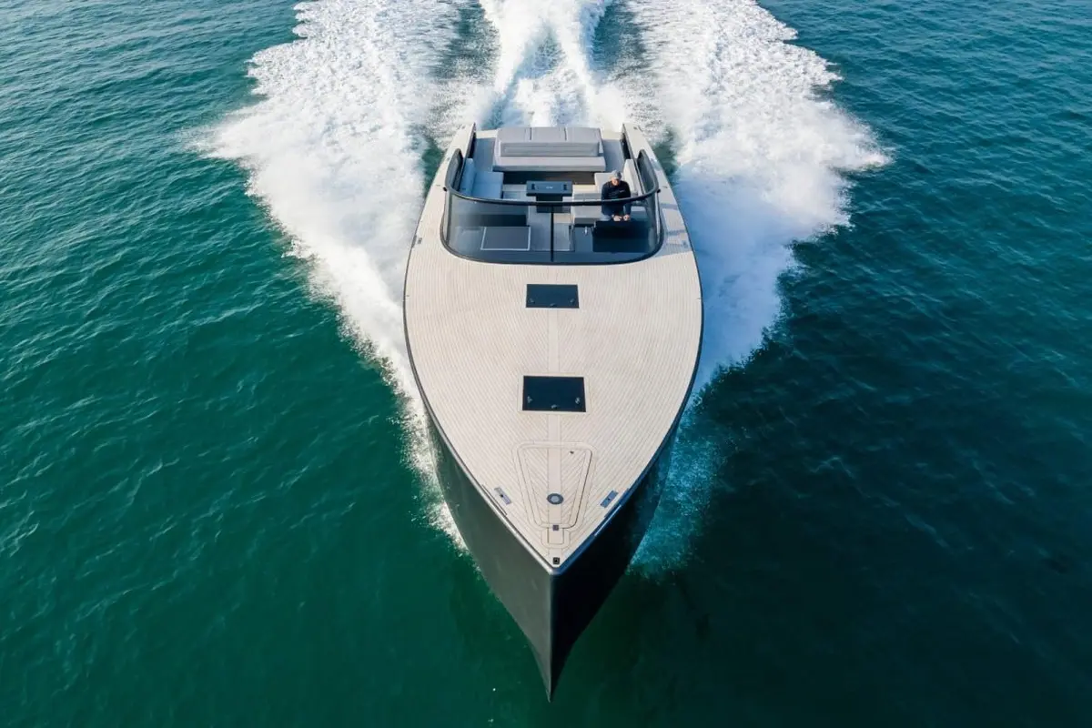Vandutch 55, salón — Yacht Charter Saint-Tropez, Saint-Tropez. Vandutch 55 — 16m