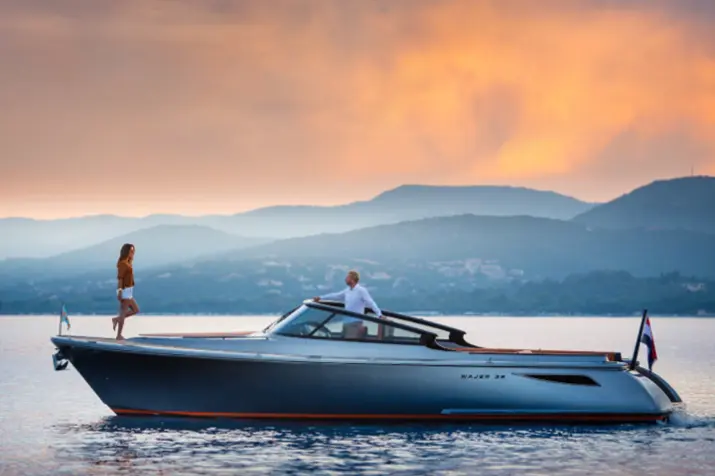 Wajer 38, exterior — Yacht Charter Saint-Tropez, Saint-Tropez. Wajer 38 — 11.3m