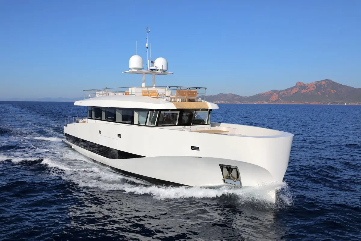 WallyAce 26, exterior — Yacht Charter Saint-Tropez, Saint-Tropez. WallyAce 26 — 26m
