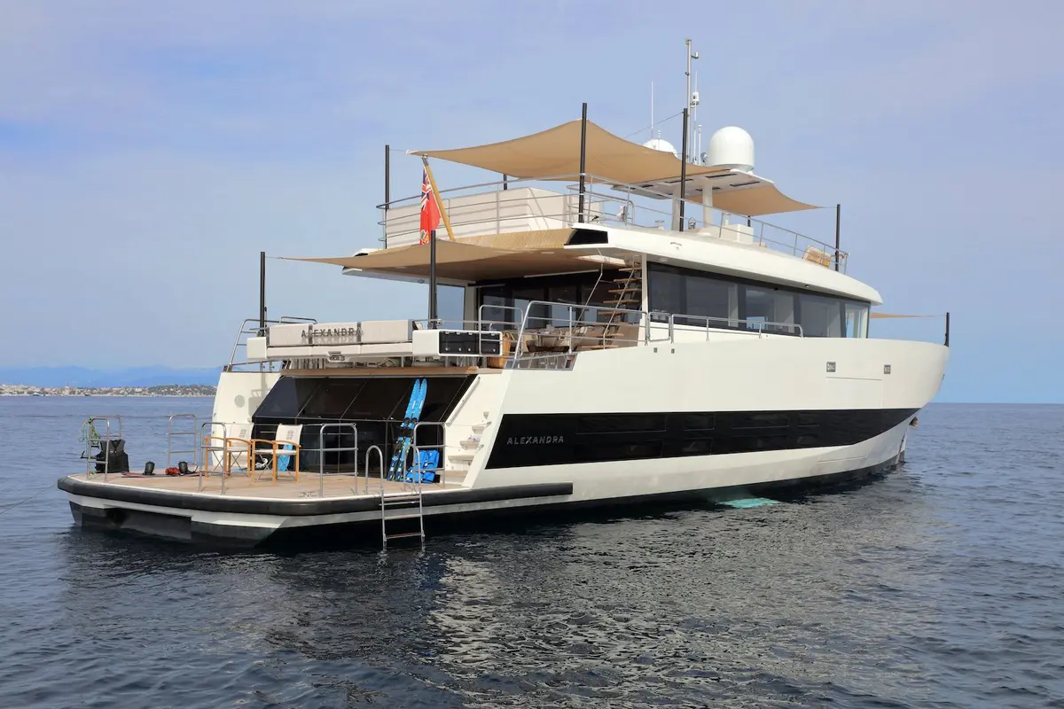 WallyAce 26, salon — Yacht Charter Saint-Tropez, Saint-Tropez. WallyAce 26 — 26m